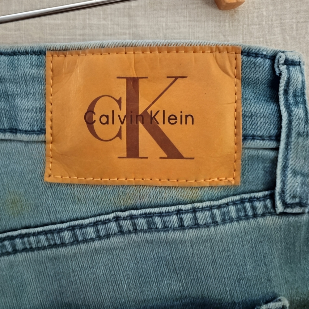 Calvin Klein Men's Slim Jeans in Blue - Picture 4 of 5